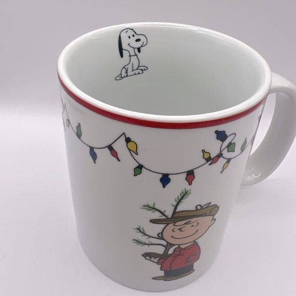 Peanuts Charlie Brown holiday mug - Picture 3 of 3